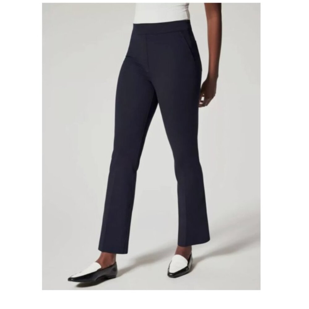 NWT SPANX Classic Navy On-the-Go Kick Flare Pants Size L/G/G Petite